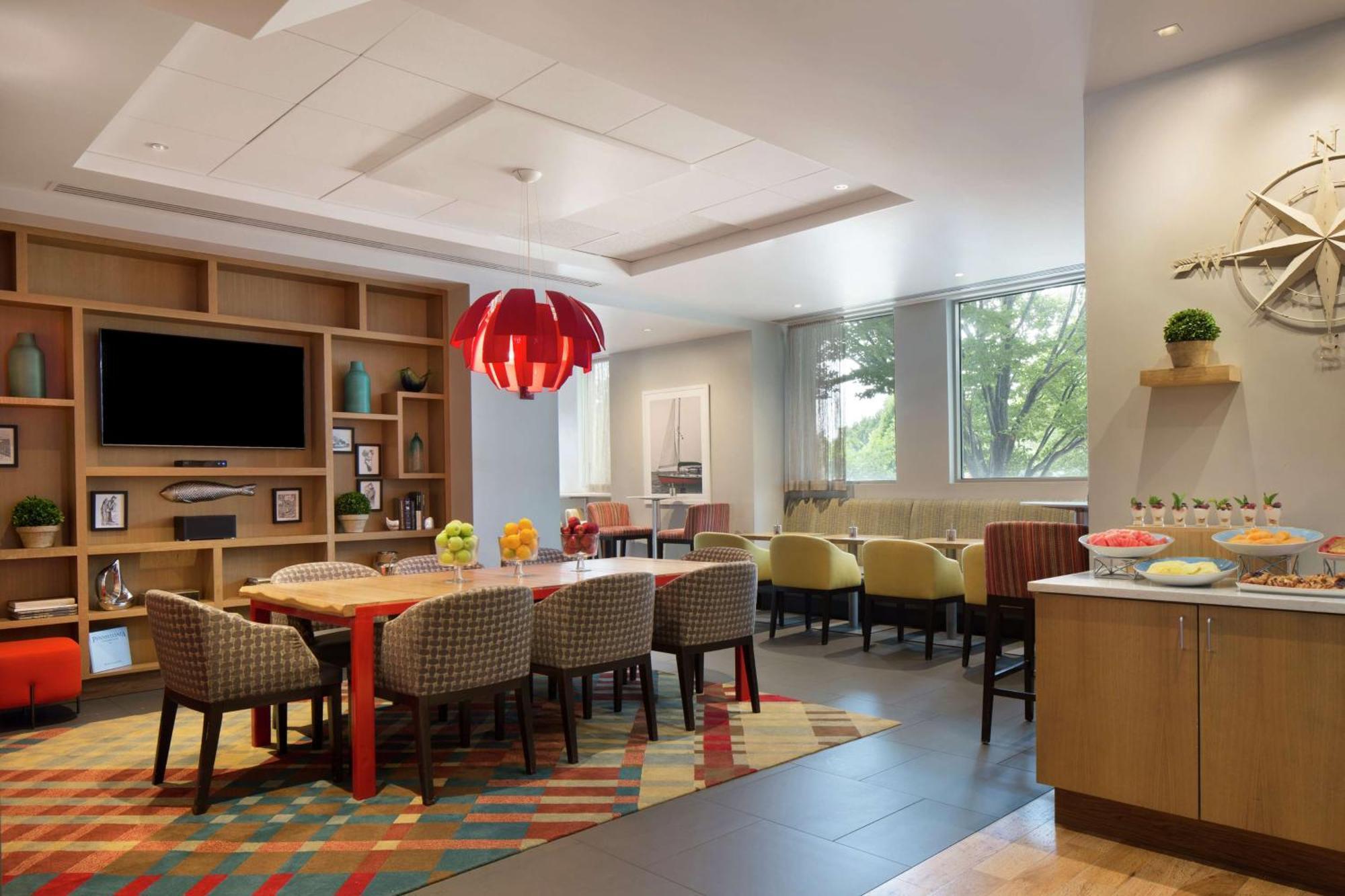 Hilton Philadelphia At Penn'S Landing Hotel Екстериор снимка